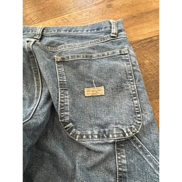 Wrangler Medium Wash Distressed Carpenter Jeans Men’s 33x32